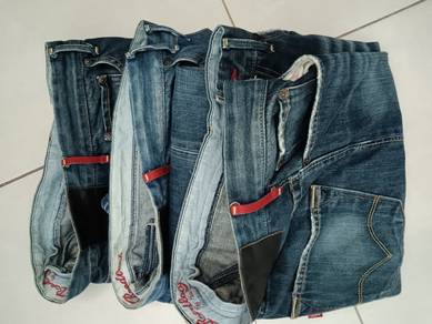 Genuine Levi's To let go