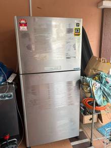 Fridge SHARP 516L Peti Ais