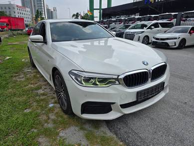 BMW 530i 30i M-SPORT (CKD) in Damansara Kim, SGR