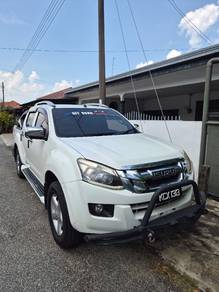 Isuzu D-Max 4x4 in Sungai Petani, KDH