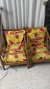 kerusi rotan antik 2 units for sale