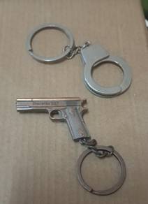2pcs Nice and Rare vintage keychain 