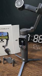 DJI Osmo Mobile 8P Advanced Tracking Combo
