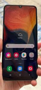 Samsung a50..128gb 6ram