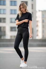 Adidas Black Performance Leggings – Stretch Fit