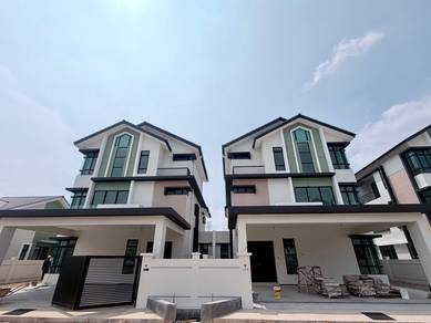 Semi-Detached House  in Ayer Keroh,MLK