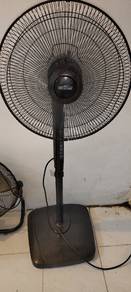 Mitsubishi Electric LV16-R ) 16" Stand Living Fan 