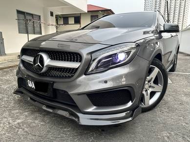 Mercedes Benz GLA250 250 4MATIC (CBU) in Kuching, SWK