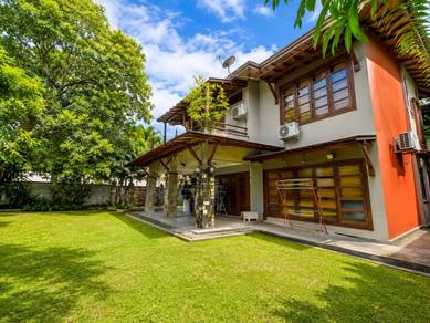 Bungalow House For Sale in Petaling Jaya,SGR