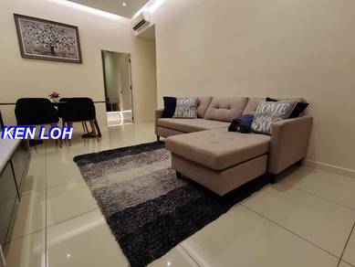 Condominium For Rent in Novus Condominium