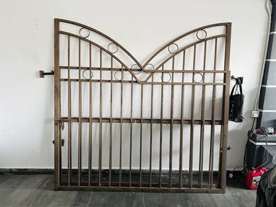 Pintu Pagar/ Gate Rumah