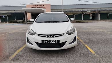 Hyundai Elantra STANDARD SPEC in Simpang Ampat, PNG
