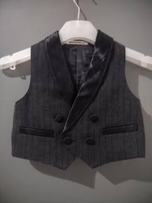 Vest size 100 for kids