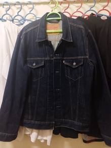 The Tracker Jacket ( Levis )
