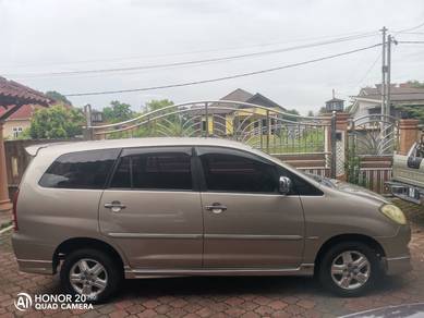 Toyota Innova G in Kota Bharu, KTN