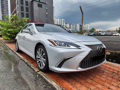 Lexus ES 250 PREMIUM in Sungai Besi, KUL