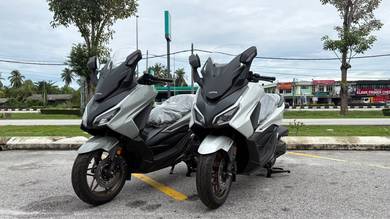 Honda Forza 250
