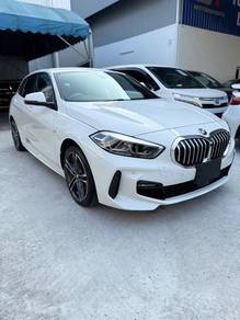 2022 BMW 135i M135i xDrive 