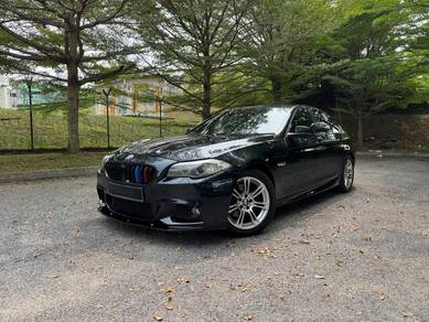 BMW 528i 28i M SPORT in Kajang, SGR