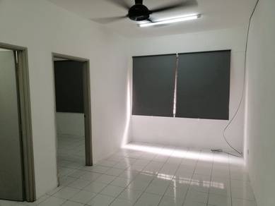 Apartment For Rent in Saujana Damansara Shop apartment
