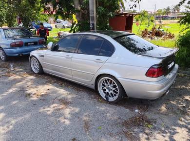 BMW 120i 20i in Sabak Bernam, SGR
