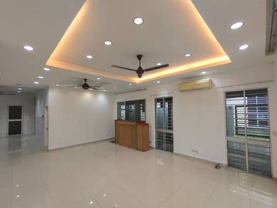 Semi-Detached House For Sale in Setia Alam,SGR