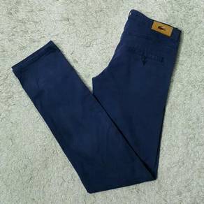Lacoste Women's Slim Fit Stretch Cotton Pants