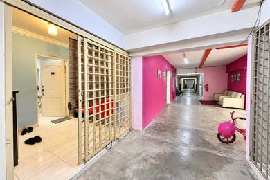 Apartment For Sale in Lakeview Apartments