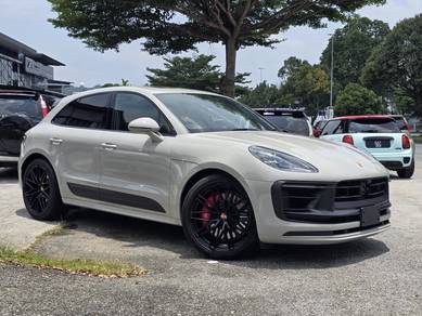 Porsche Macan GTS GTS in Kota Damansara, SGR