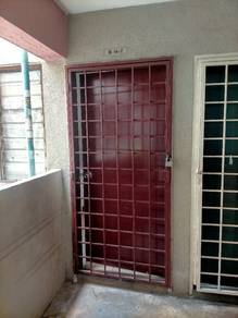 Apartment For Sale in Rumah Pangsa Kayu Ara