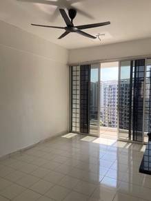 Condominium For Sale in Putra Place