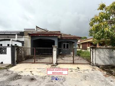 Semi-Detached House For Sale in Kuala Kedah,KDH