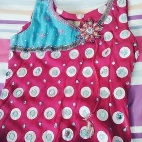 Beautiful 3 -piece red punjabi suit