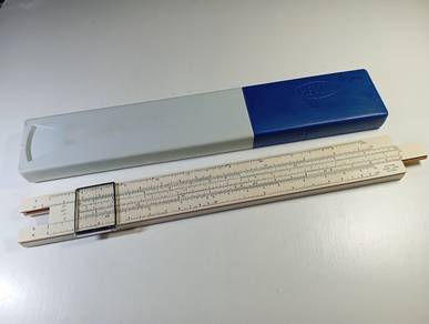 Vintage SUN HEMMI Slide Rule (Japan)
