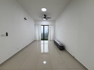 Condominium For Rent in Legendview