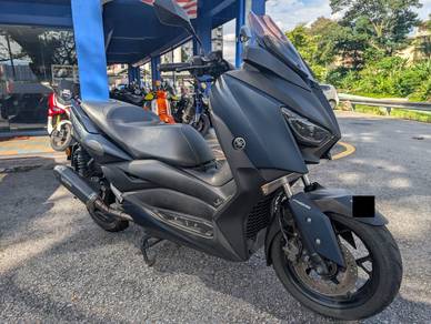 Yamaha XMAX