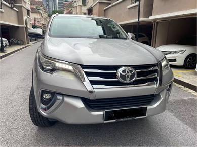 Toyota Fortuner SRZ in Ampang Hilir, KUL