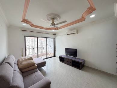Condominium For Rent in Sri Putramas