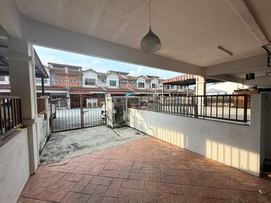 Townhouse For Sale in Saujana Utama,SGR
