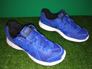 ITEM BUNDLE_Kasut Sukan Sport Shoes NIKE size 43