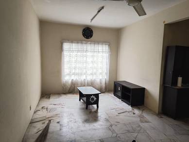 Apartment For Rent in Residensi Warnasari 3