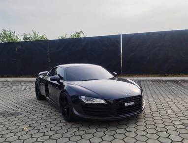 2010 Audi R8 FSI QUATTRO
