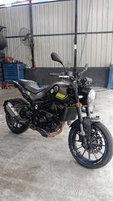 Benelli Leoncino 250