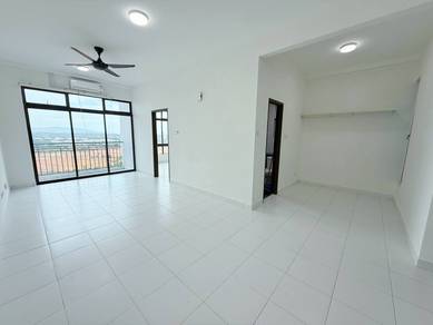 Service Residence For Sale in Seri Austin Residence Luxury Apartment