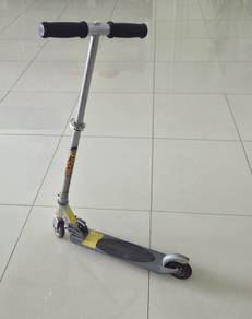 Kids scooter