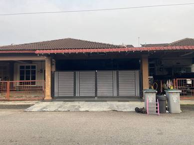 1-storey Terraced House For Sale in Pulau Gedong,MLK