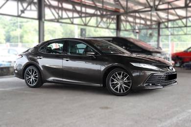 2023 Toyota Camry V