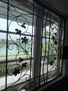 Window grill / powder coating / 3 panels
