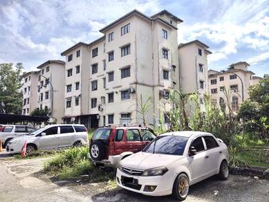 Flat For Sale in Azalea Court
