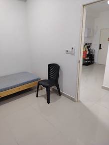 Room in Medini, JHR
